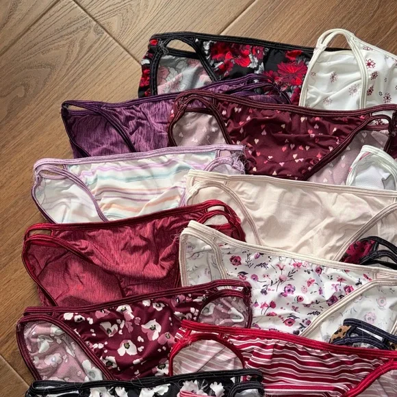 Vanity Fair size medium Women's Panties Assorted Colors - Picture 5 of 9